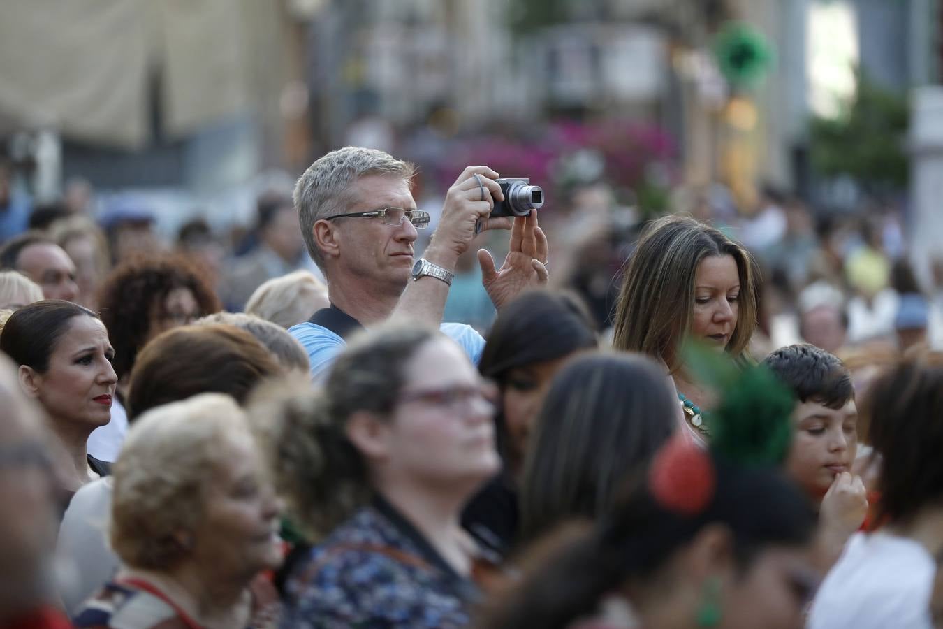 La actuación de las academias de baile de Córdoba en las Tendillas, en imágenes