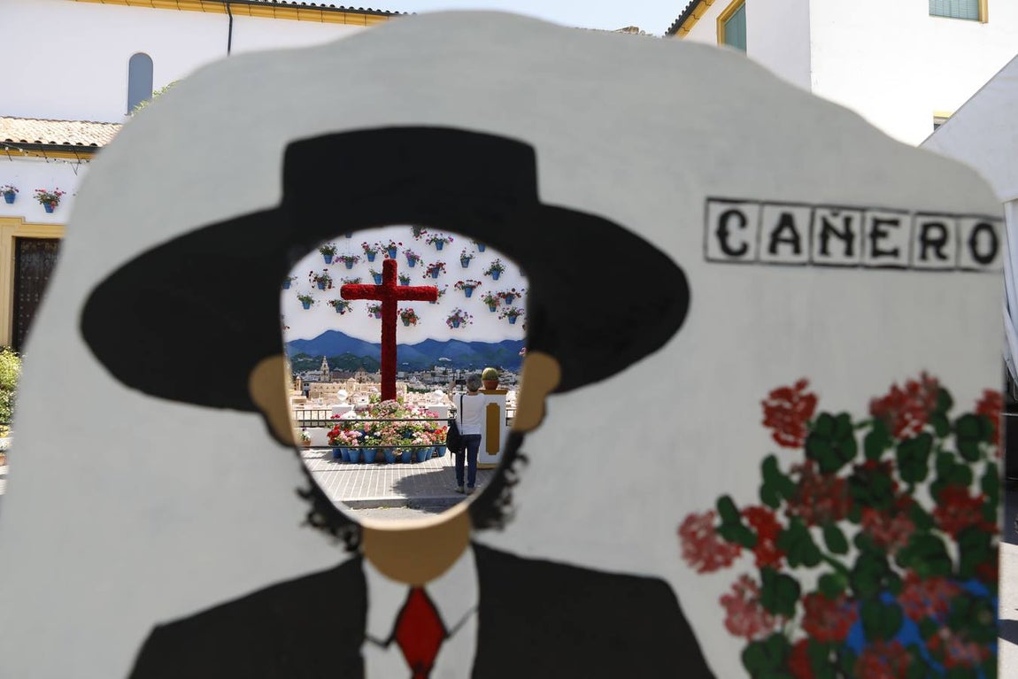 El viernes en las Cruces de Mayo de Córdoba, en imágenes