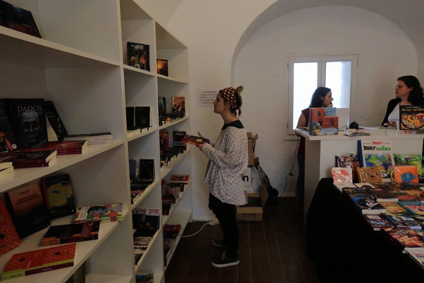 FOTOS: Arranca la Feria del Libro de Cádiz 2019