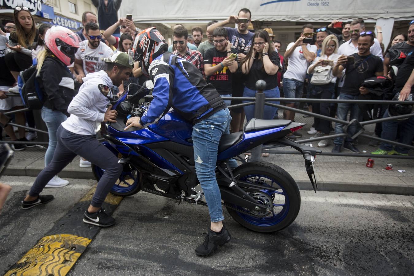 FOTOS: Una motorada de gran cilindrada