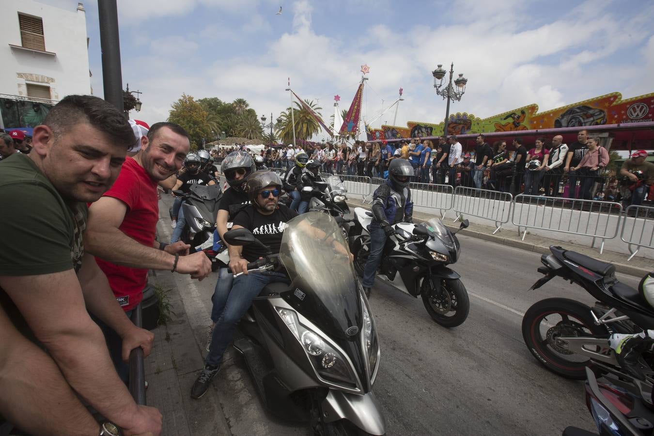 FOTOS: Una motorada de gran cilindrada