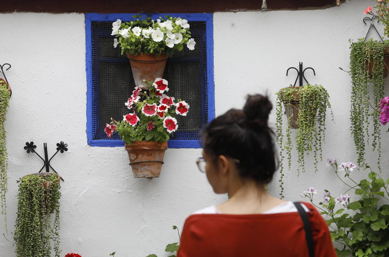 Los detalles del patio de Marroquíes, 6 en Córdoba, en imágenes