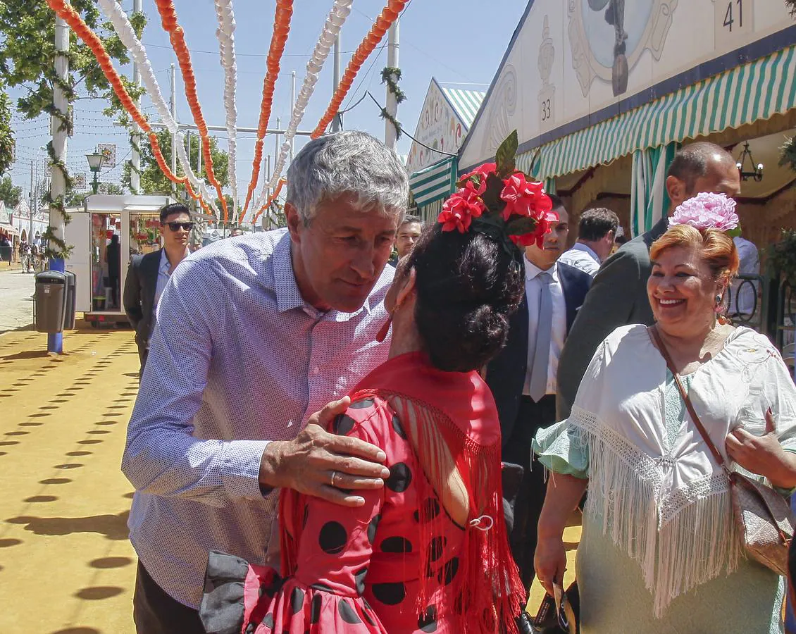 En imágenes, abundancia de recepciones en el martes de Feria de Sevilla 2019
