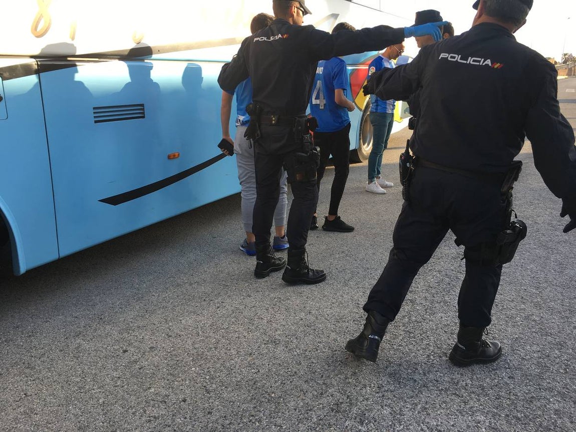 Dispositivo policial del Cádiz-Málaga. Partido de alto riesgo en Carranza