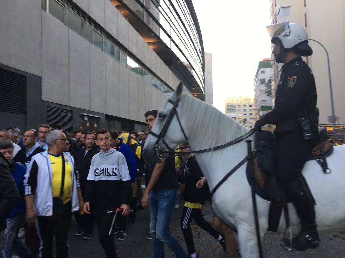 Dispositivo policial del Cádiz-Málaga. Partido de alto riesgo en Carranza