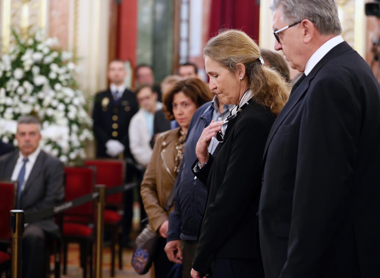 La capilla ardiente de Rubalcaba, en imágenes