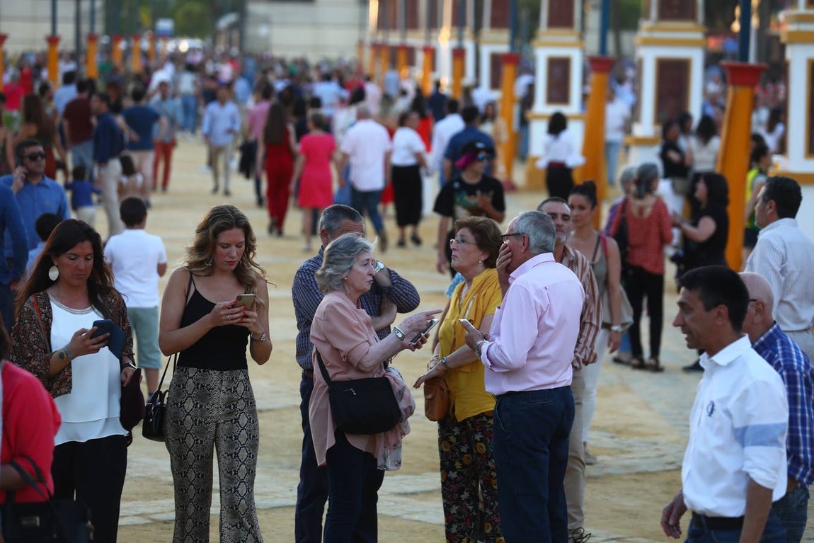 FOTOS: Alumbrado y primer día en la Feria de Jerez 2019