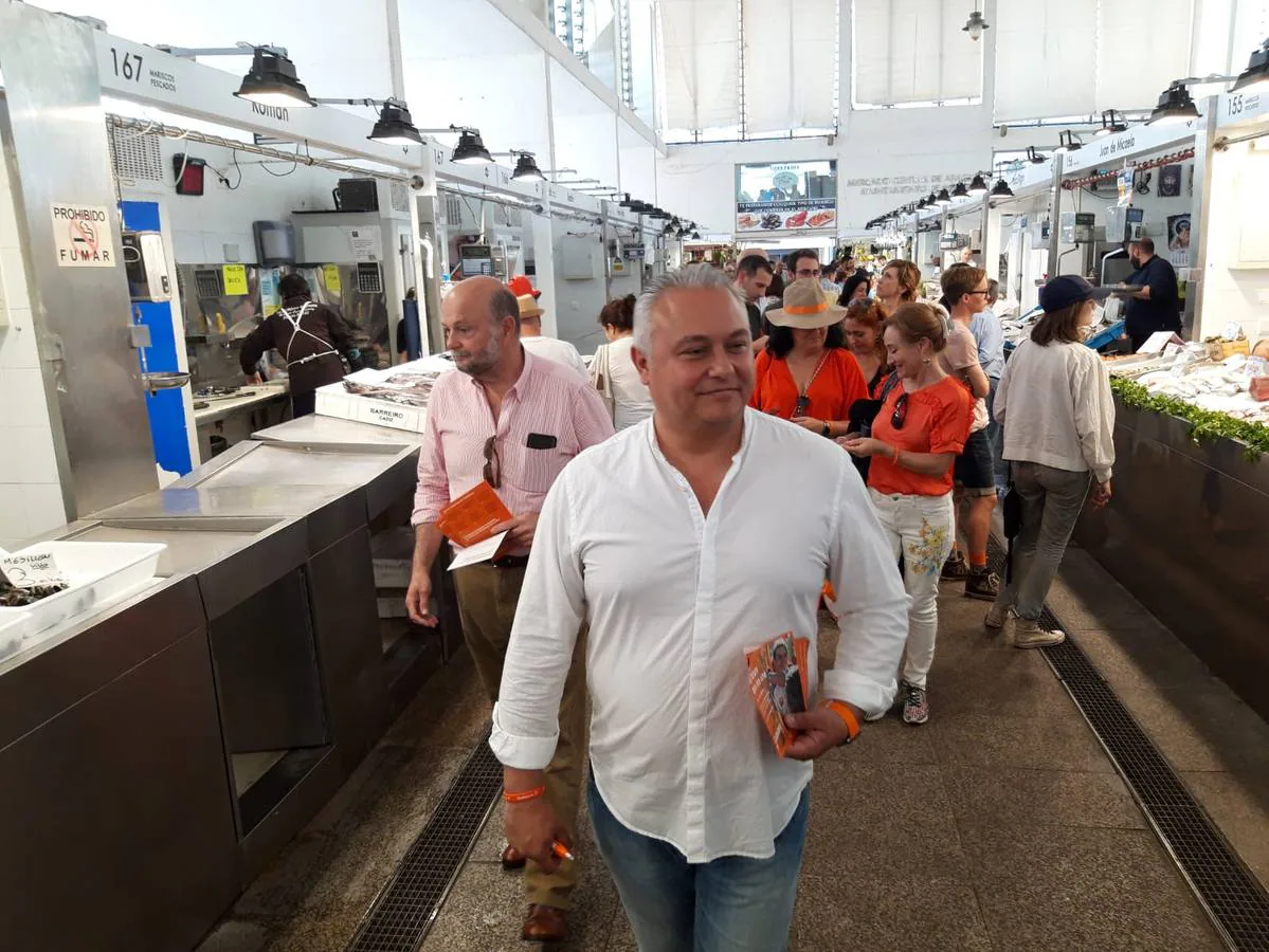 FOTOS: Domingo Villero, recorre el Mercado Central de Cádiz