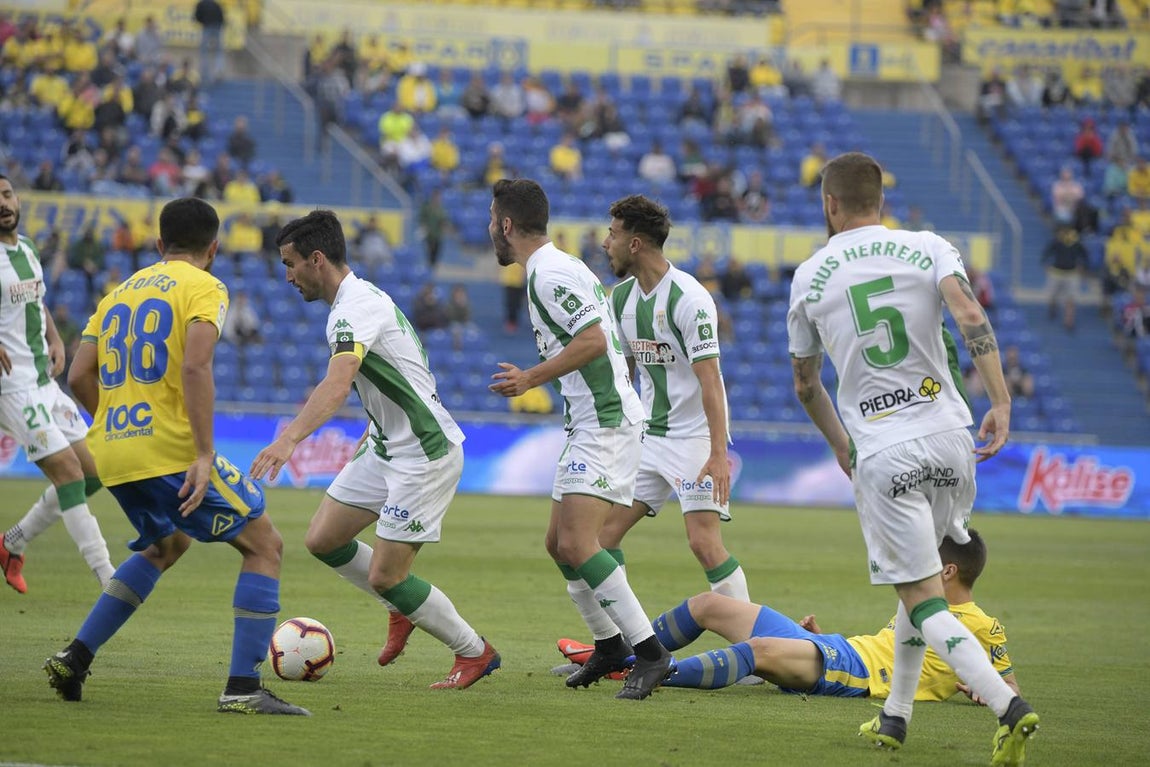 Las lágrimas por el descenso del Córdoba CF, en imágenes
