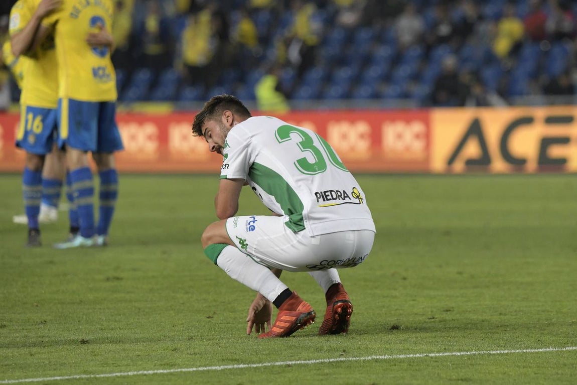 Las lágrimas por el descenso del Córdoba CF, en imágenes