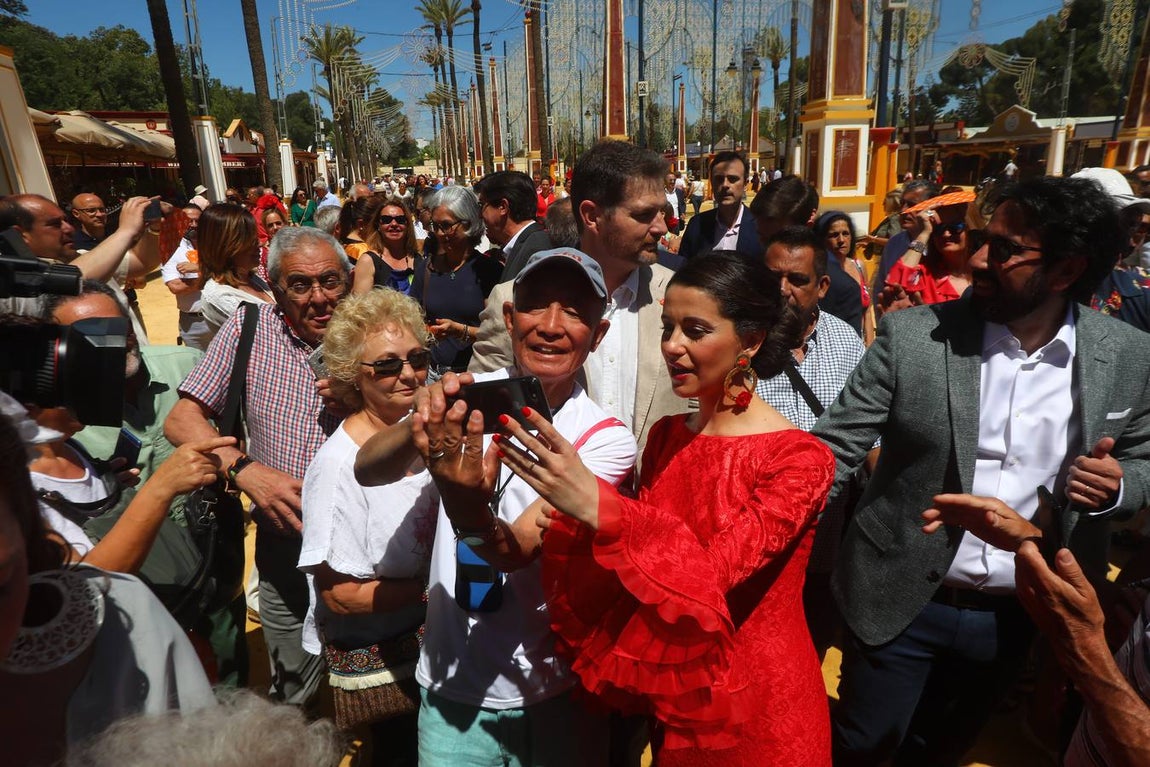 FOTOS: Inés Arrimadas, Juan Marín y Carlos Pérez en la Feria de Jerez