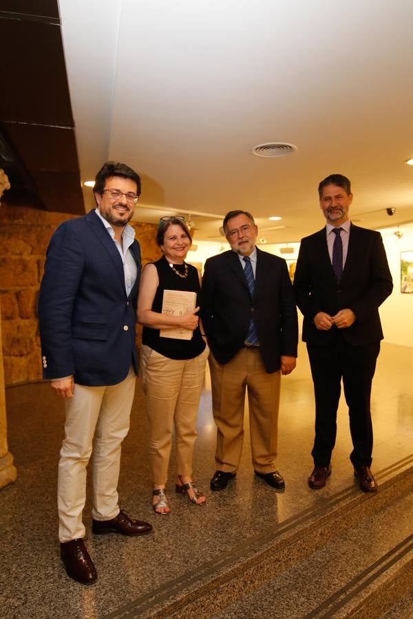 El Foro Cultural de ABC Córdoba con Elvira Roca, en imágenes