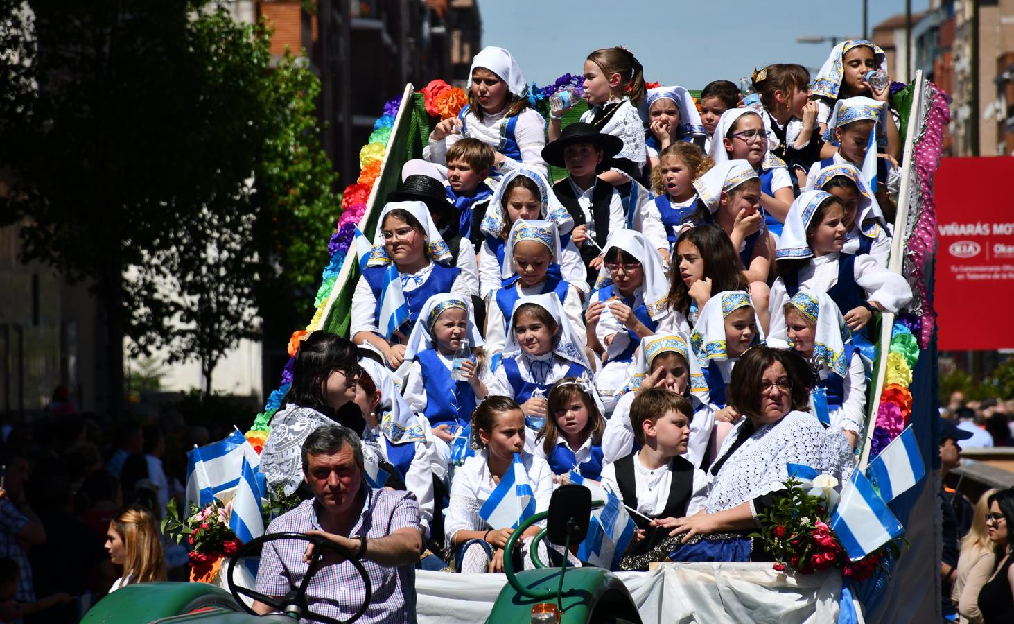 El desfile de San Isidro de Talavera, en imágenes