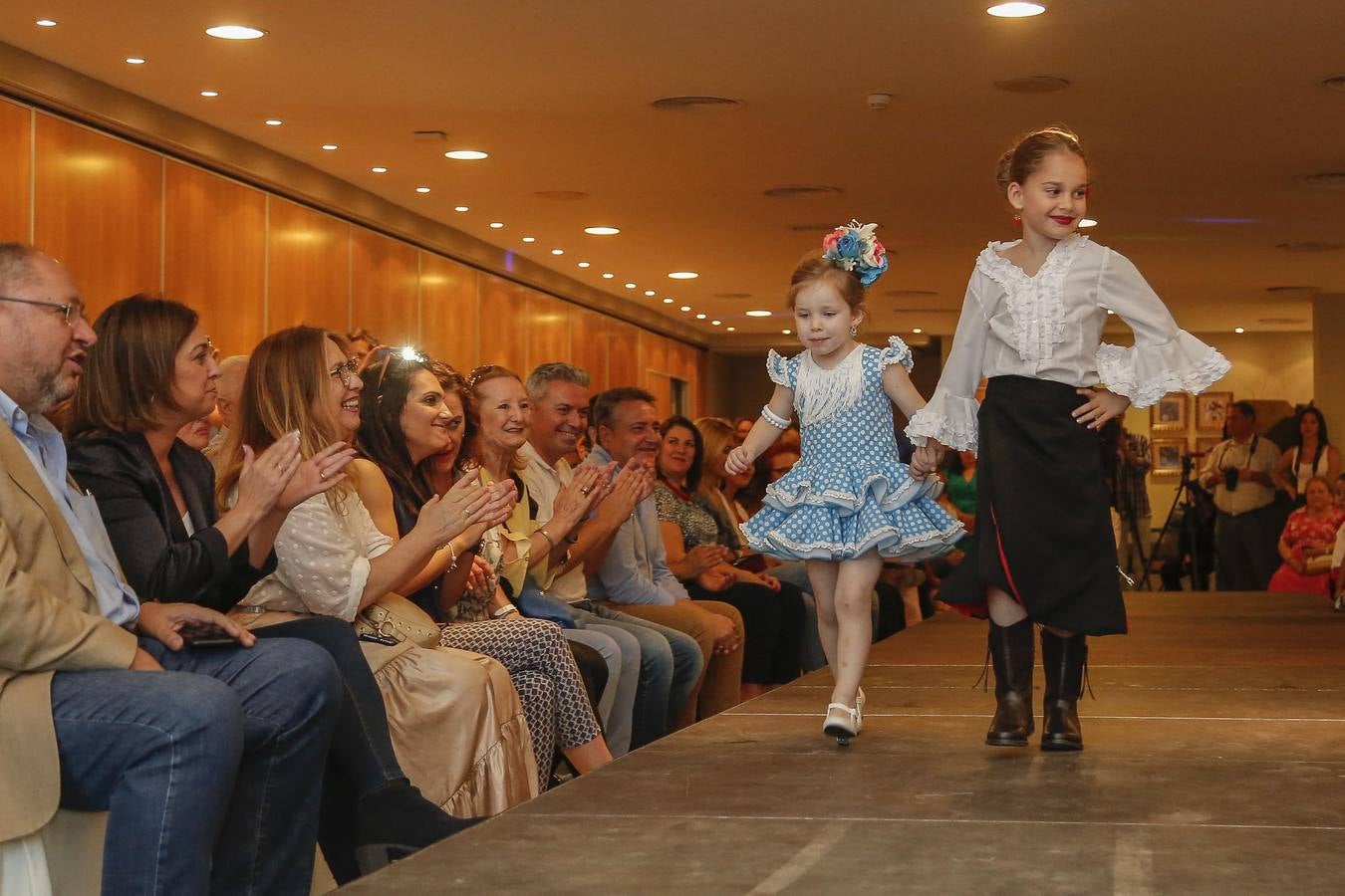 El desfile a beneficio de Autismo Córdoba, en imágenes