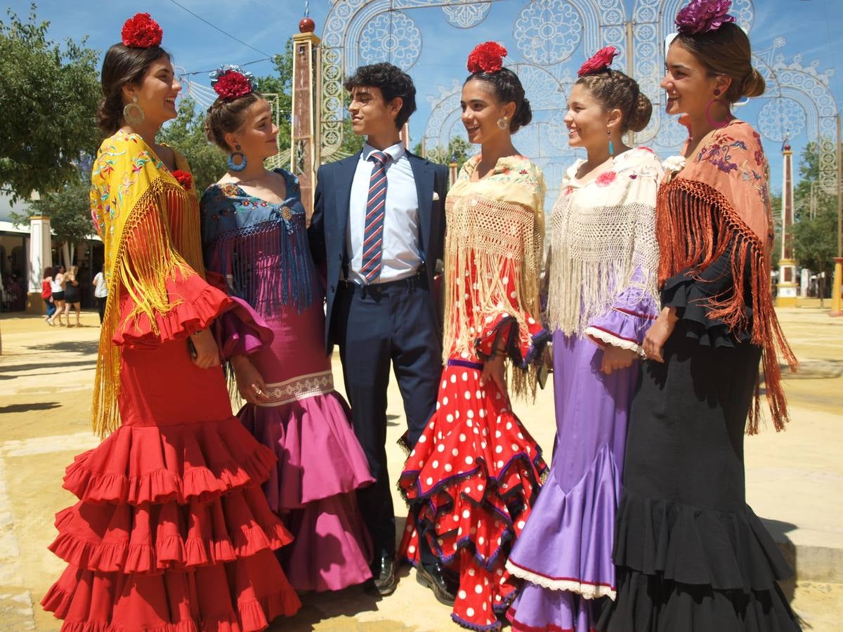 Minerva Muñoz, Claudia Morillo, Mario Sañudo, Marta Rodríguez, Lucía Villar y Paz Ollero