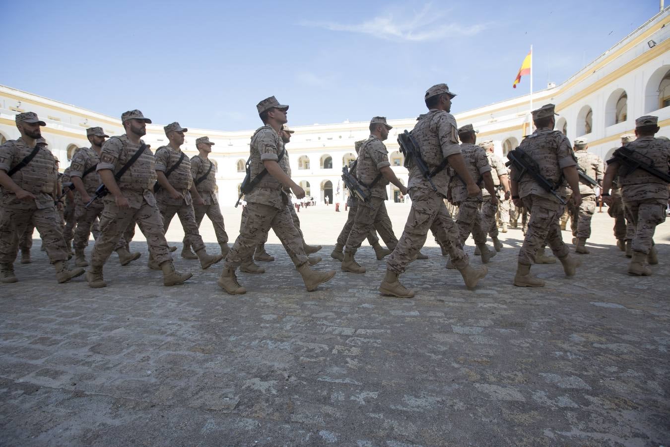 El TEAR despide a la la Fuerza Expedicionaria de Infantería de Marina para Mali