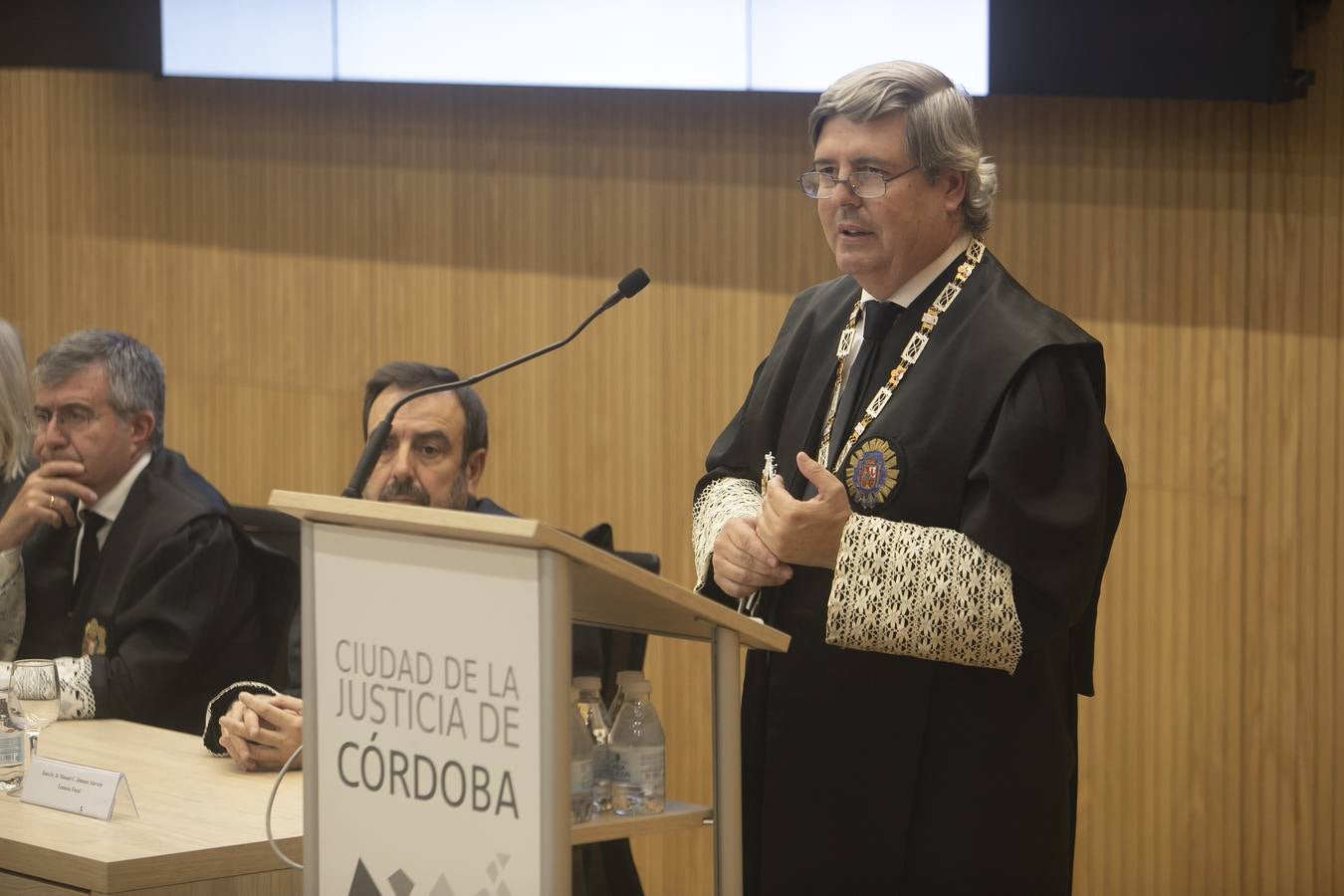 La entrega de la Cruz de Peñafort a Fernando Sobrón, en imágenes