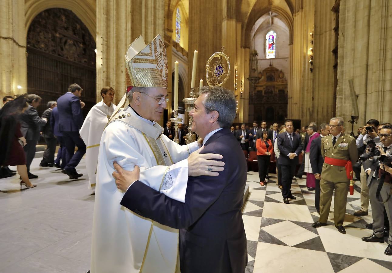 La coronación de la Virgen de los Ángeles, en imágenes