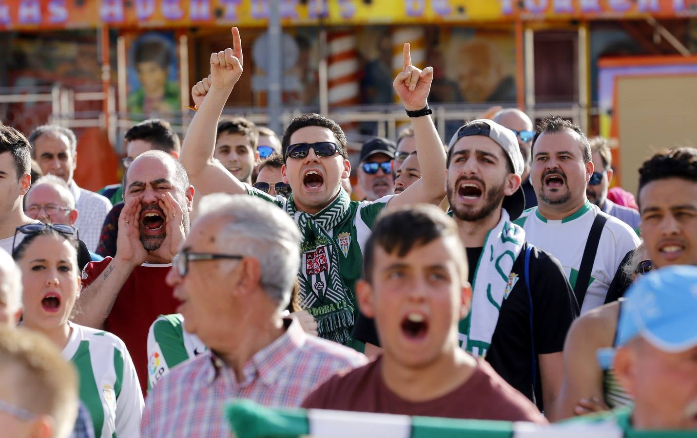 La caliente protesta y la gélida grada del Córdoba CF, en imágenes