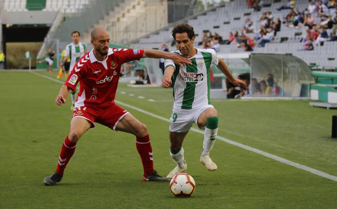 El partido del Córdoba CF-Nástic, en imágenes