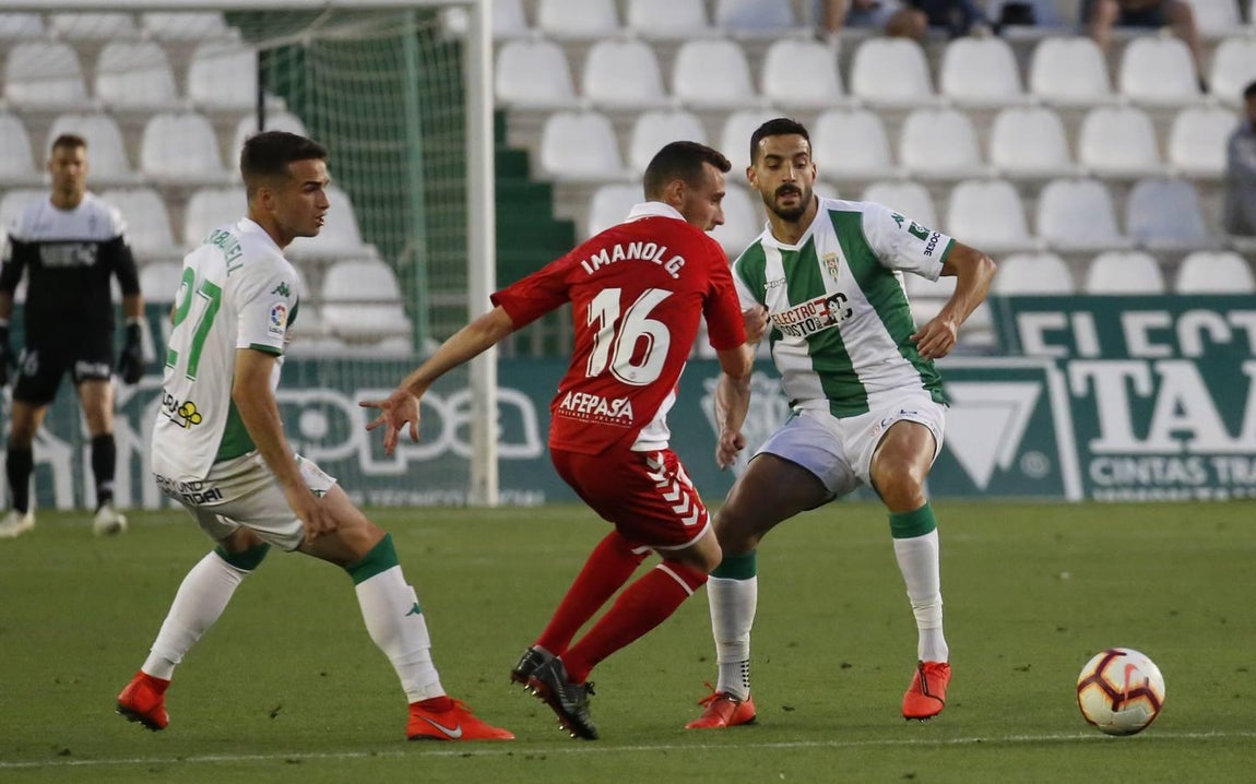 El partido del Córdoba CF-Nástic, en imágenes