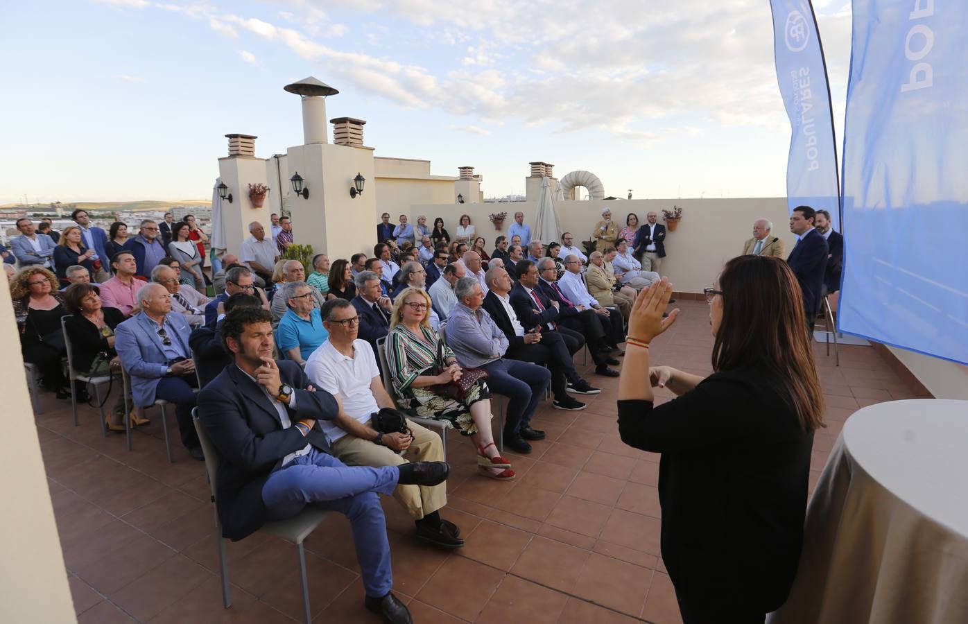 La presentación de las 10 medidas de Bellido, en imágenes