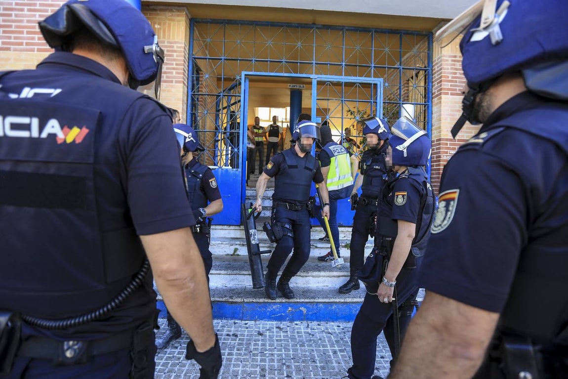 FOTOS: Golpe de la Policía Nacional al tráfico de cocaína en El Puerto