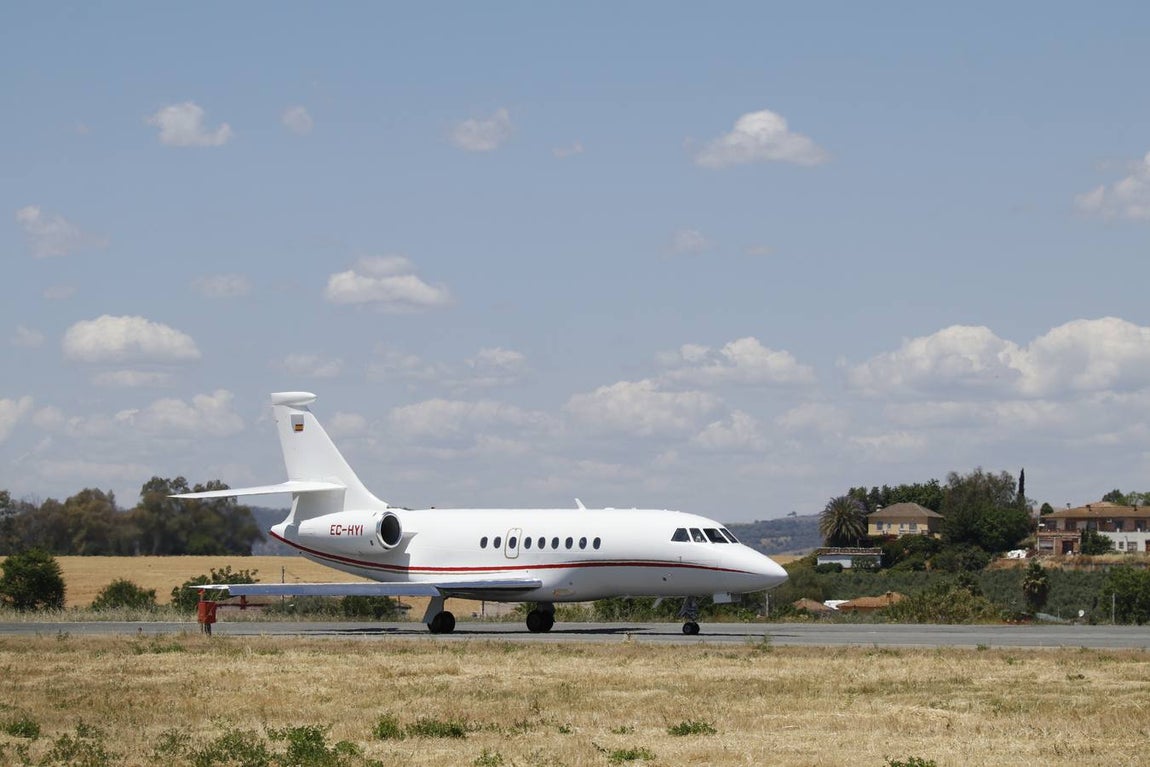El paso por Córdoba en Falcon de Pedro Sánchez, en imágenes