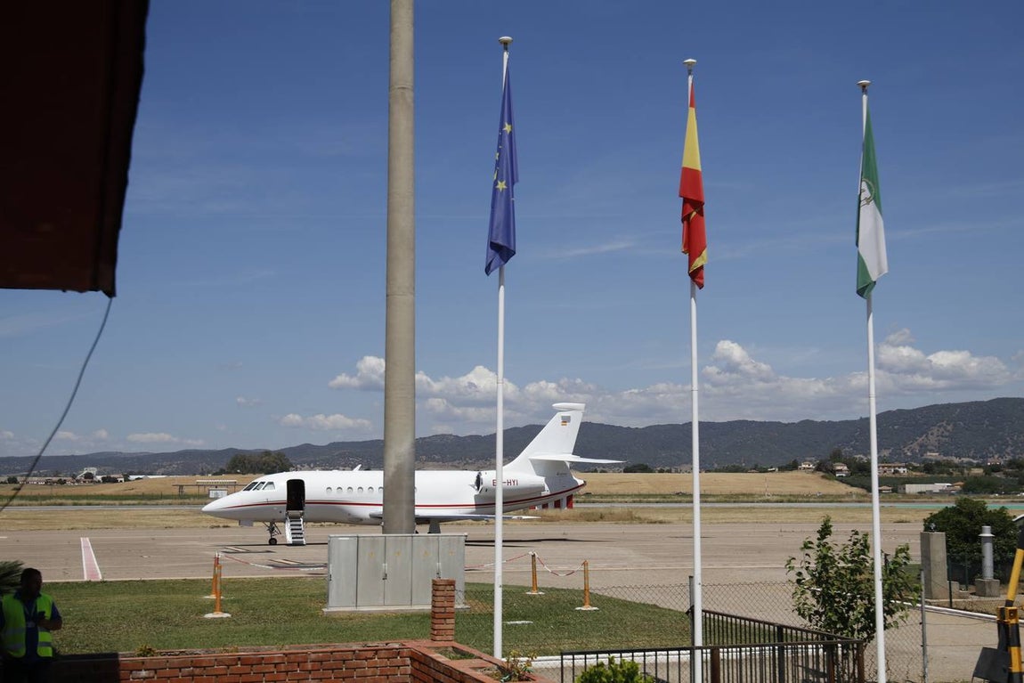 El paso por Córdoba en Falcon de Pedro Sánchez, en imágenes