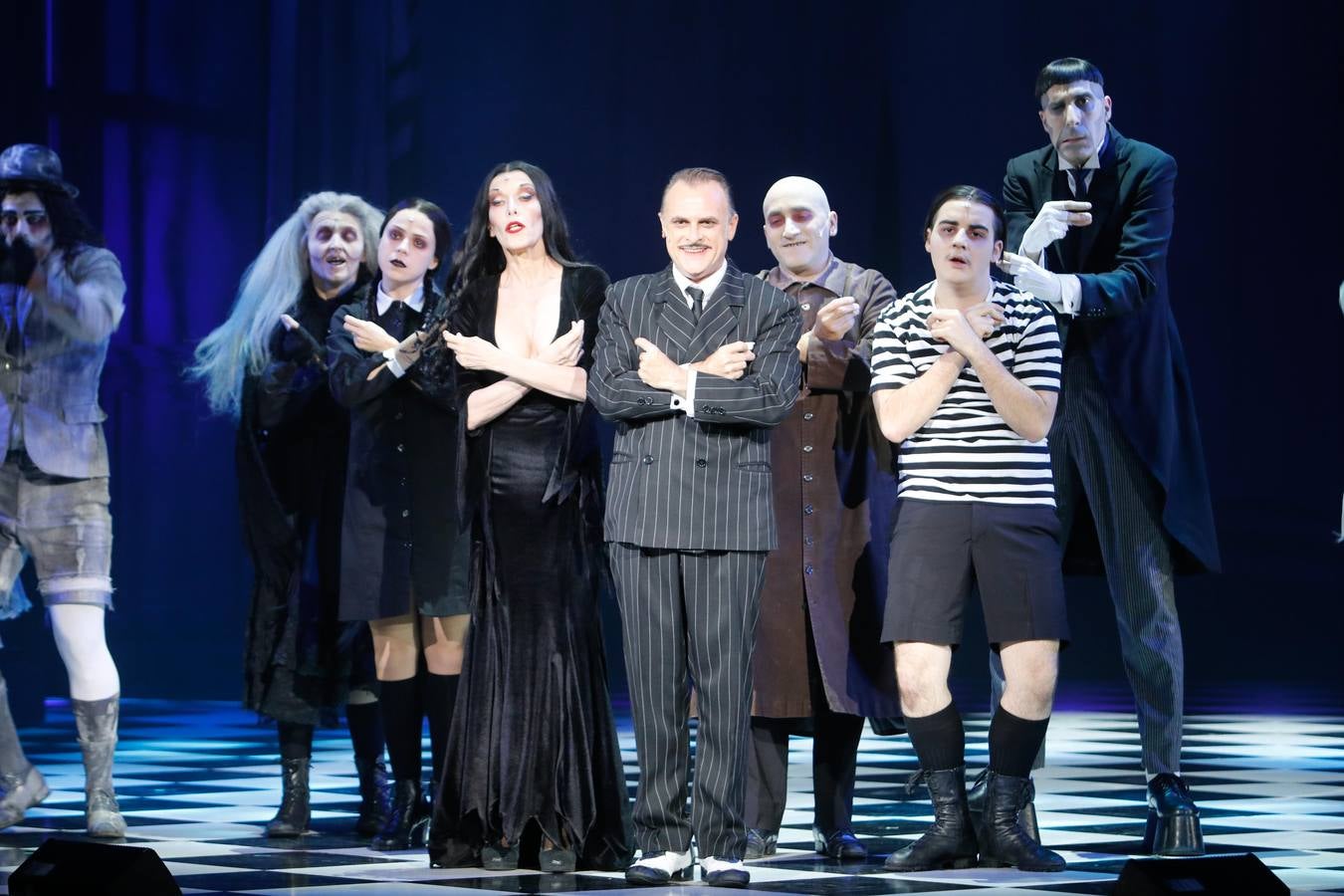 El musical «La familia Addams» llega al Gran Teatro de Córdoba, en imágenes