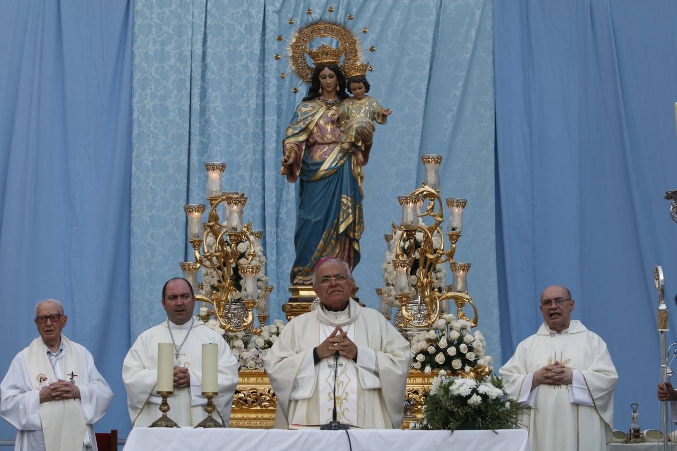 La procesión de María Auxiliadora de Córdoba, en imágenes