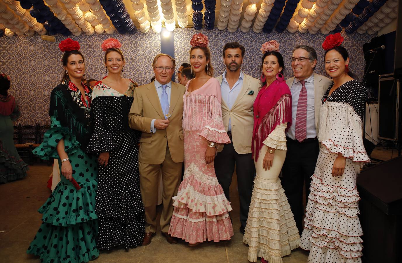 El ambiente de las casetas en el lunes de la Feria de Córdoba, en imágenes