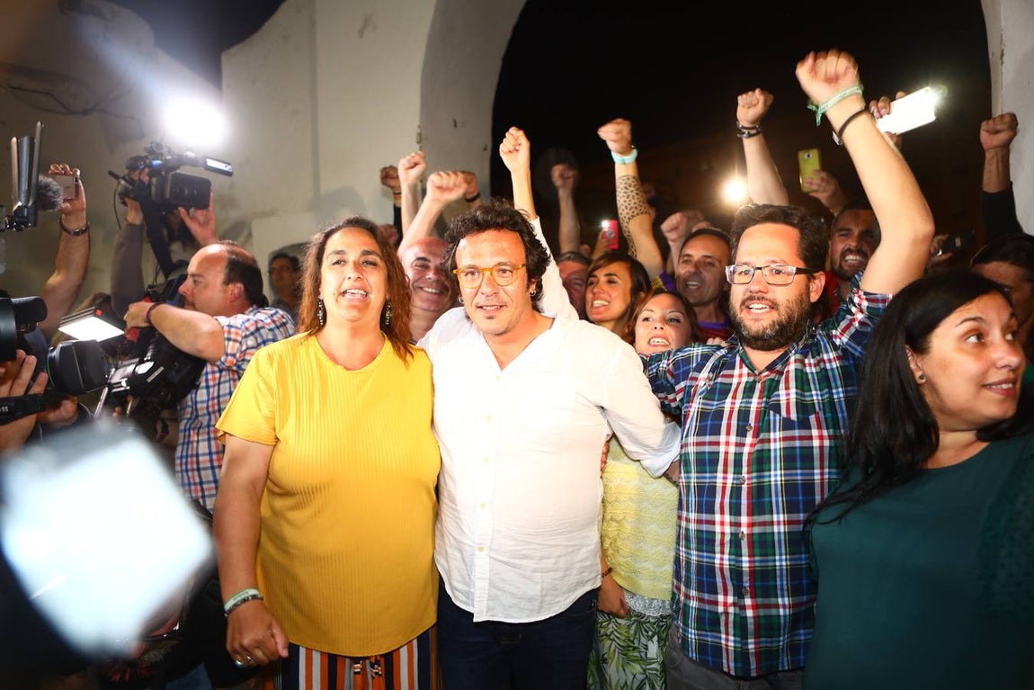 FOTOS: Así ha celebrado Kichi su victoria en Cádiz