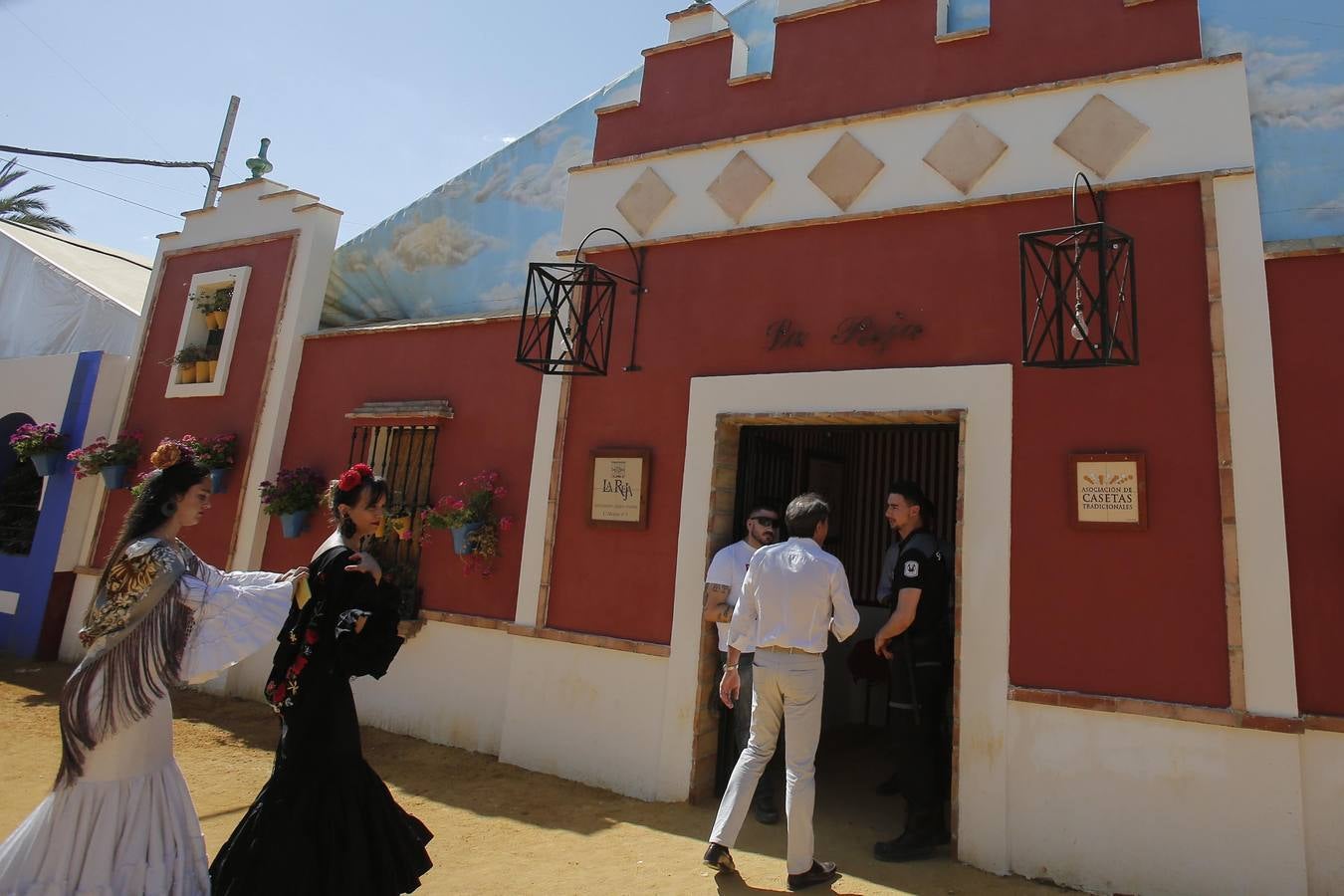 En imágenes, así son las casetas premiadas en la Feria de Córdoba 2019