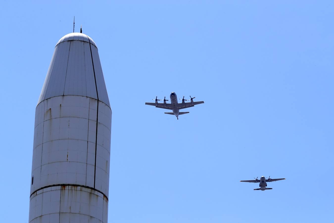 Ensayo aéreo para el Día de las Fuerzas Armadas