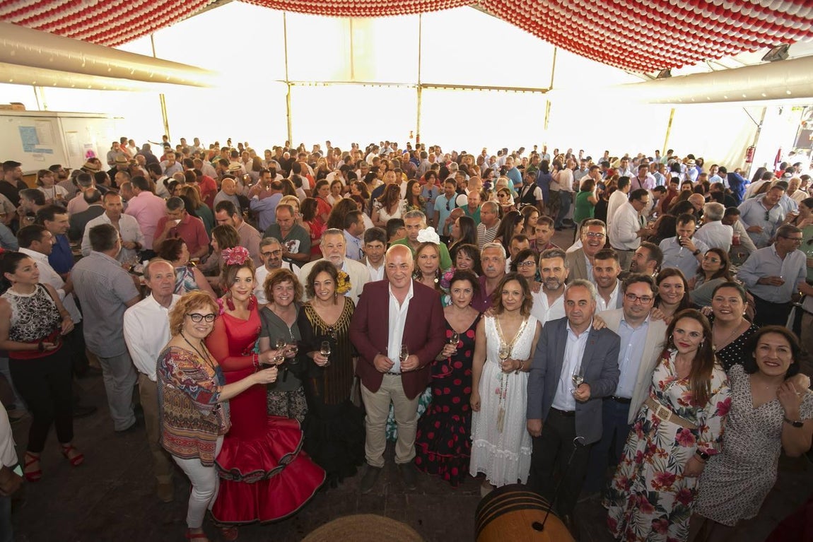 El ambiente del miércoles en las casetas de la Feria de Córdoba, en imágenes