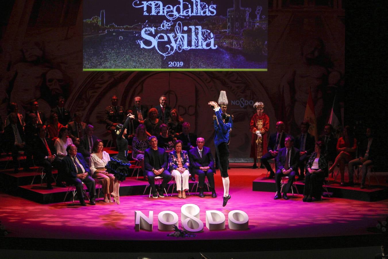 Entrega de las medallas de la ciudad de Sevilla