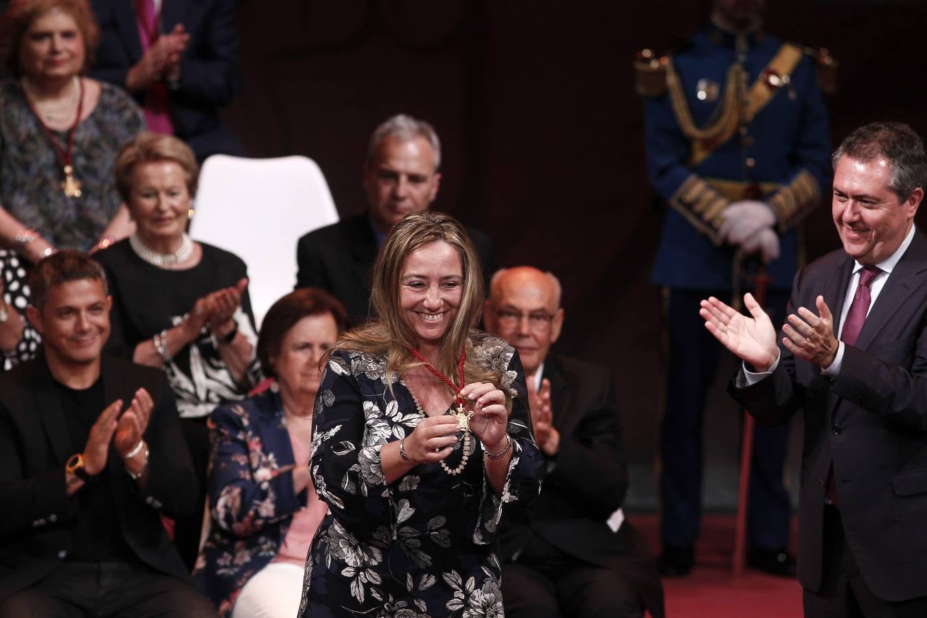 Entrega de las medallas de la ciudad de Sevilla