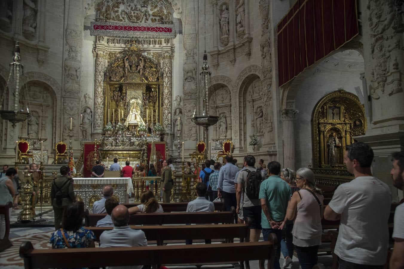 En imágenes: apertura de la urna del Rey San Fernando