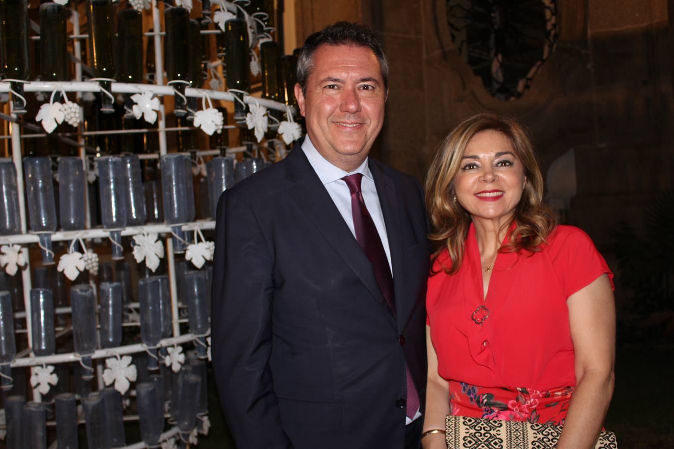 Juan Espadas y Carmen Ibanco