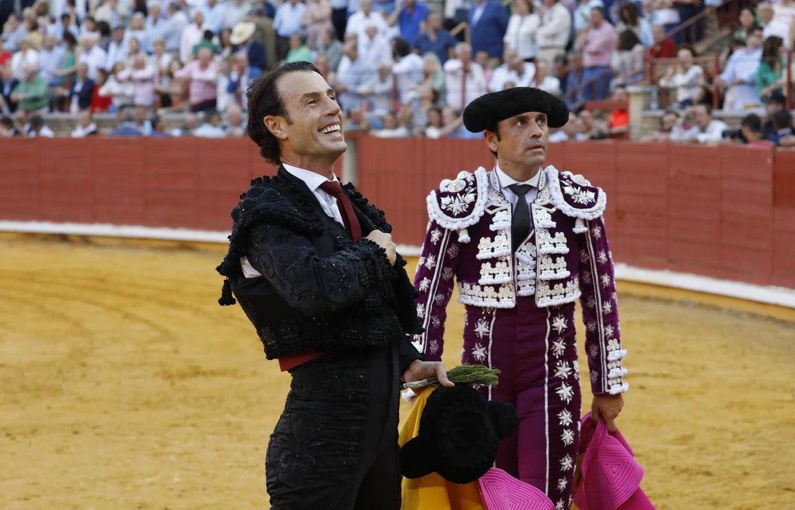 En imágenes, el festejo de Finito, Morante y Juli en la Feria de Córdoba