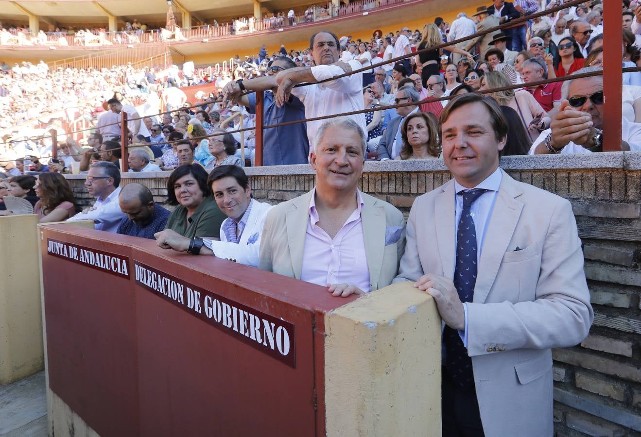 En imágenes, el festejo de Finito, Morante y Juli en la Feria de Córdoba