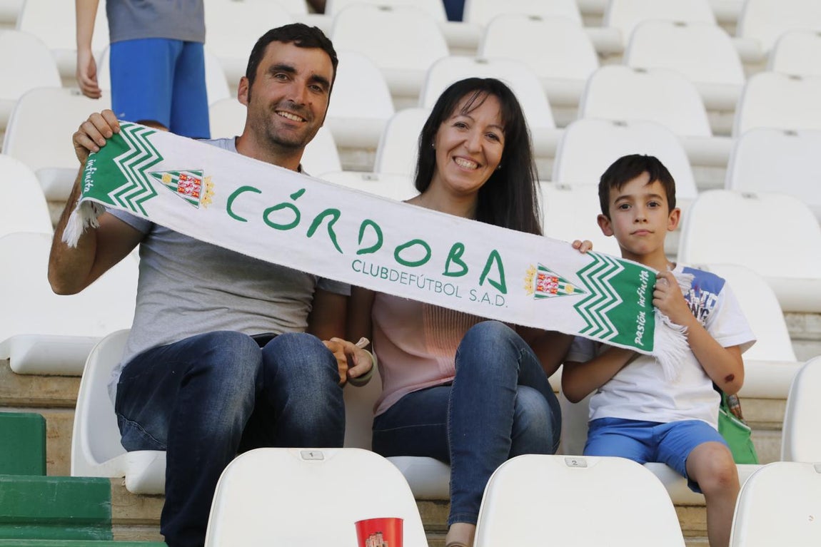 Las imágenes de la grada del Córdoba CF-Osasuna