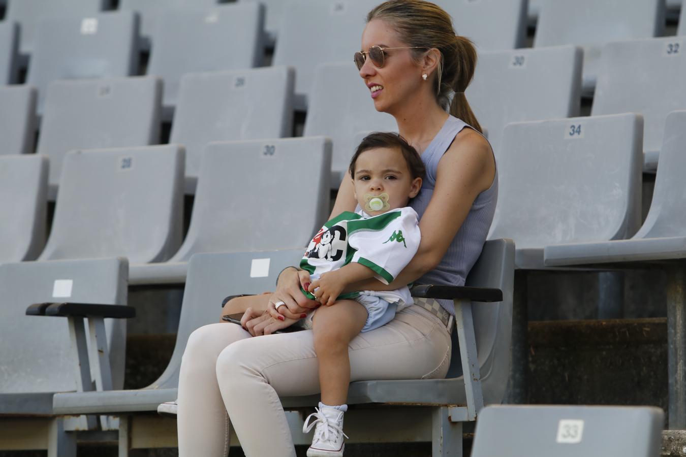 Las imágenes de la grada del Córdoba CF-Osasuna