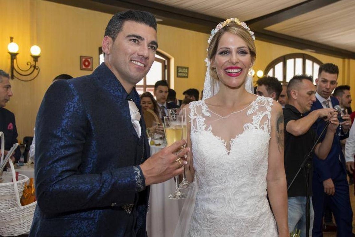 Imagen de la boda de Reyes con su mujer Noelia López en 2017. 