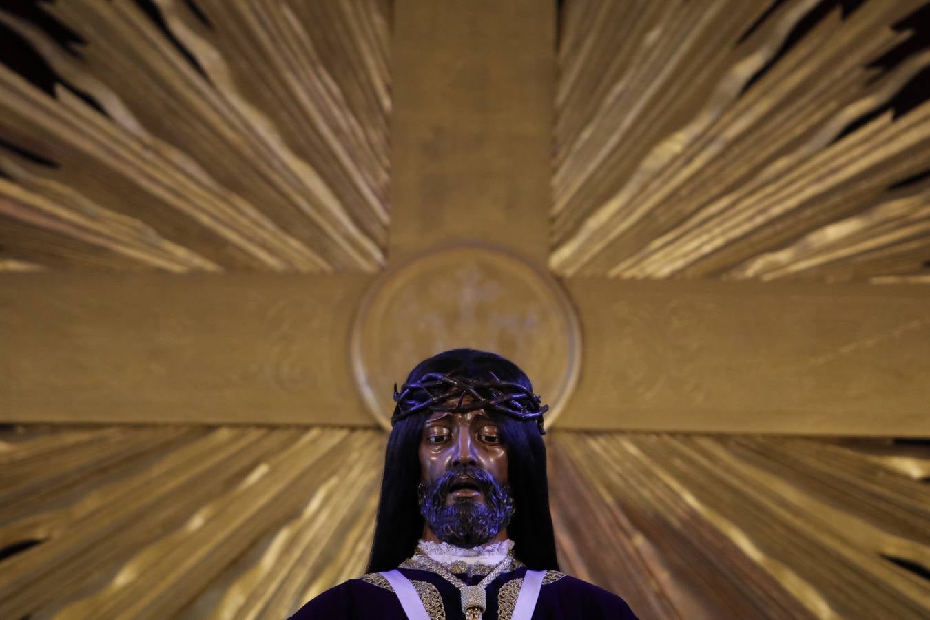 El roboen la iglesia de los Padres de Gracia, en imágenes