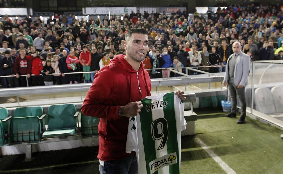 El paso de José Antonio Reyes por el Córdoba CF, en imágenes