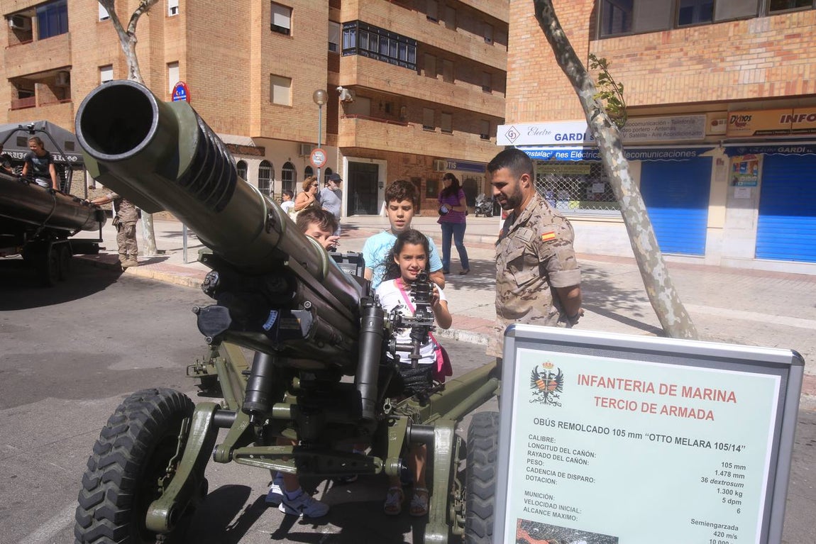 Fotos: Cádiz celebra el Día de las Fuerzas Armadas