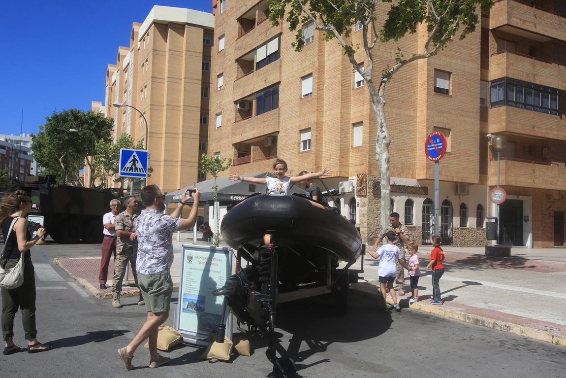 Fotos: Cádiz celebra el Día de las Fuerzas Armadas