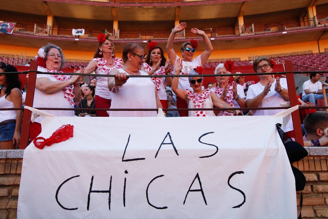 La becerrada de la mujer cordobesa en la Plaza de Toros de Los Califas, en imágenes